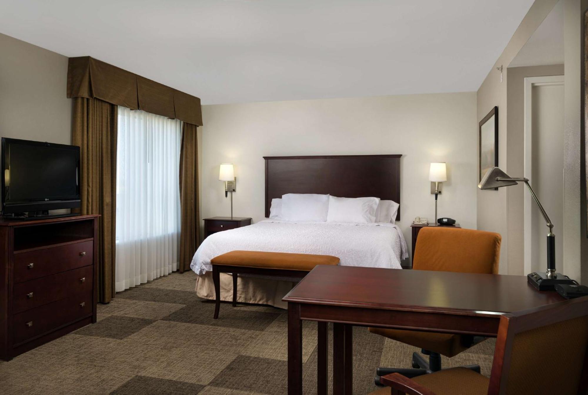 Hampton Inn & Suites Алтус Экстерьер фото