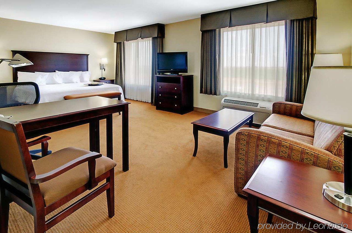 Hampton Inn & Suites Алтус Экстерьер фото